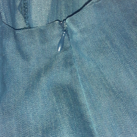 Denim midi skirt with side zipper closure - Picture 6 of 6